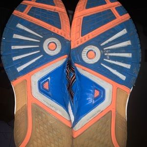 Indoor court shoes/ cross trainer or casual walking 10.5 Blue,Wht,Orng & Blk.